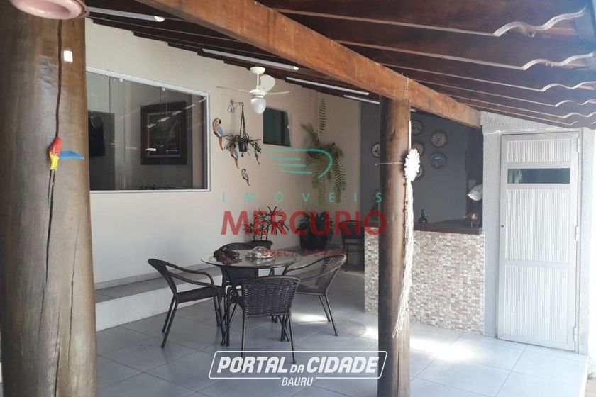 Casa &agrave; venda - 170m&sup2; - Vila Universit&aacute;ria