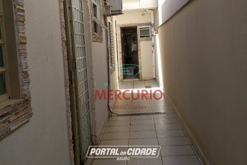 Casa &agrave; venda - 210m&sup2; - Vila Nova Cidade Universit&aacute;ria