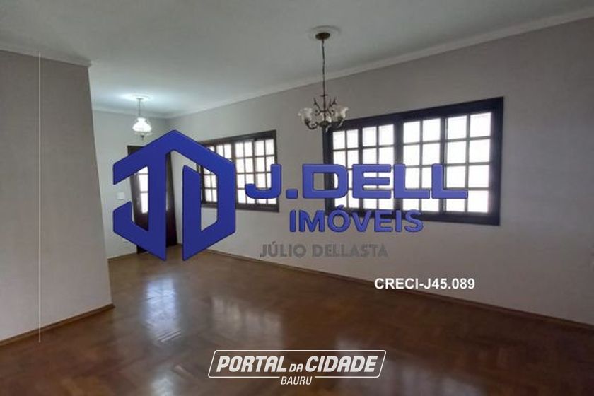 Casa &agrave; venda - 200m&sup2; - Vila Camargo