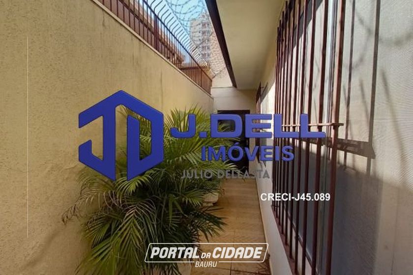 Casa &agrave; venda - 538m&sup2; - Vila Guedes de Azevedo