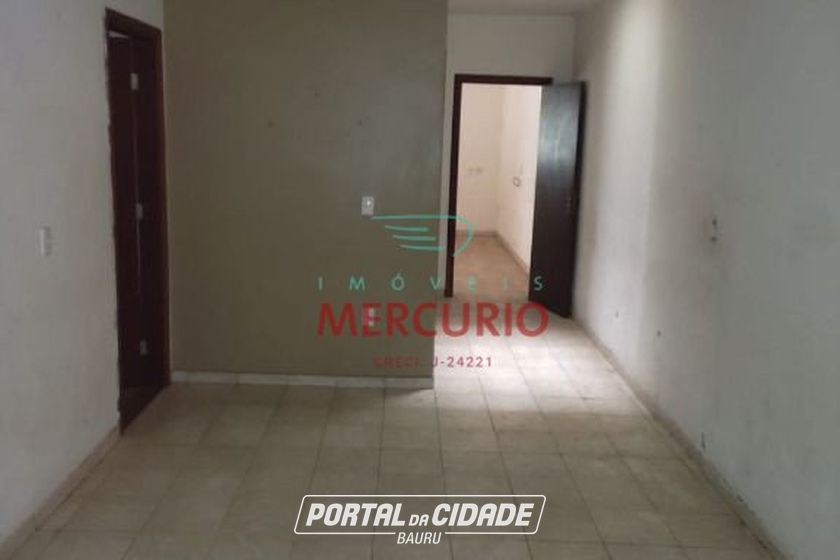 Casa &agrave; venda - 170m&sup2; - Conjunto Habitacional Engenheiro Ot&aacute;vio Rasi