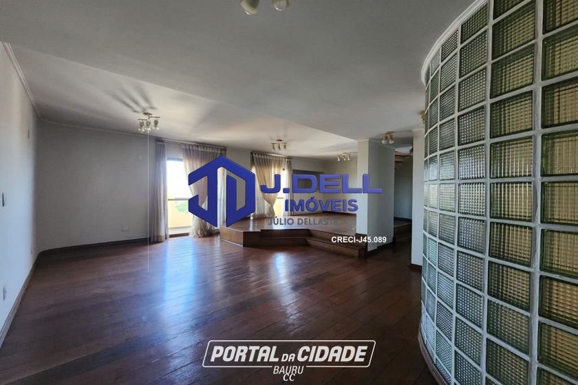 Apartamento &agrave; venda - 440m&sup2; - Centro