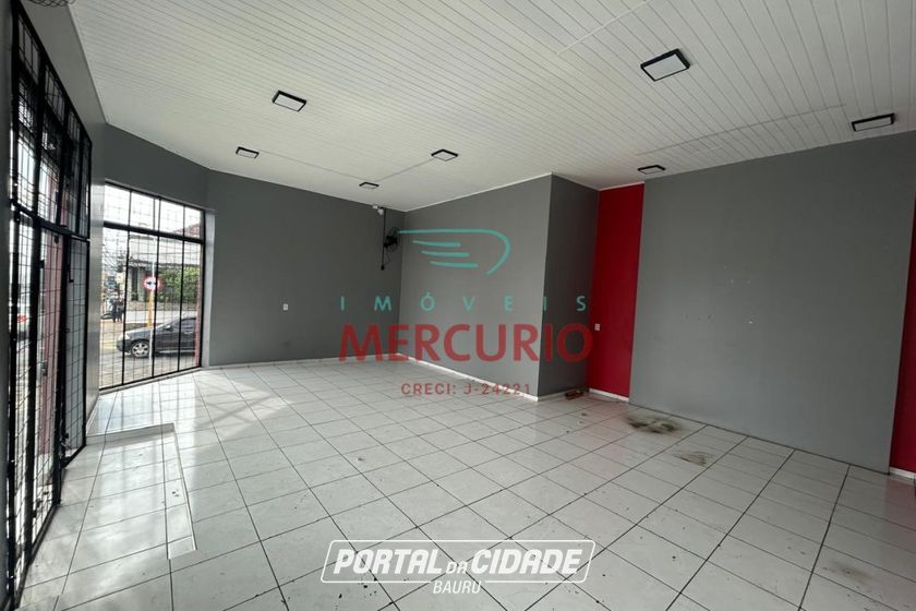 Sal&atilde;o Comercial para alugar - 80m&sup2; - Centro