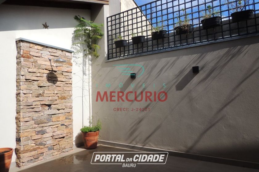 Casa &agrave; venda - 296m&sup2; - Jardim Terra Branca