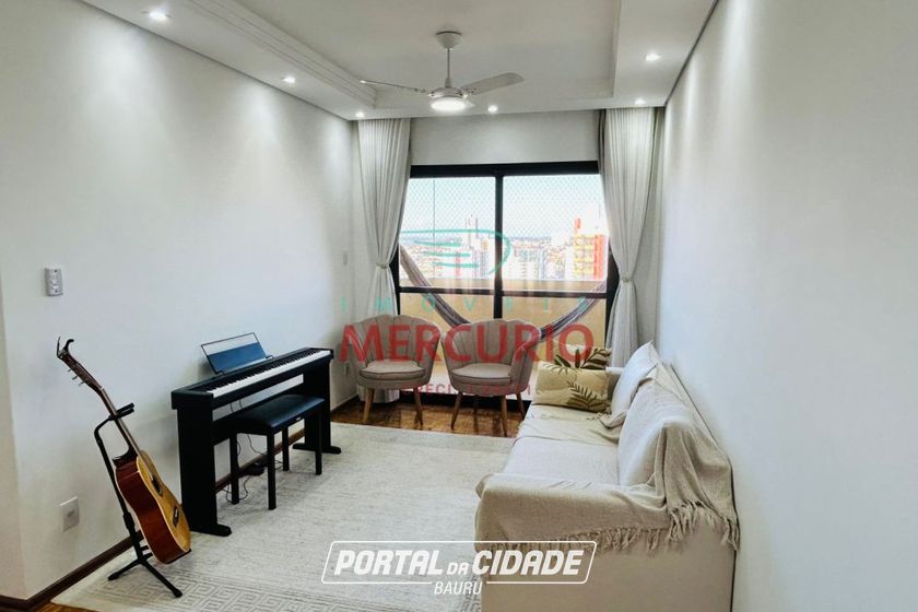 Apartamento &agrave; venda - 93m&sup2; - Centro