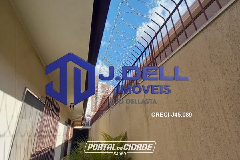 Casa &agrave; venda - 538m&sup2; - Vila Guedes de Azevedo