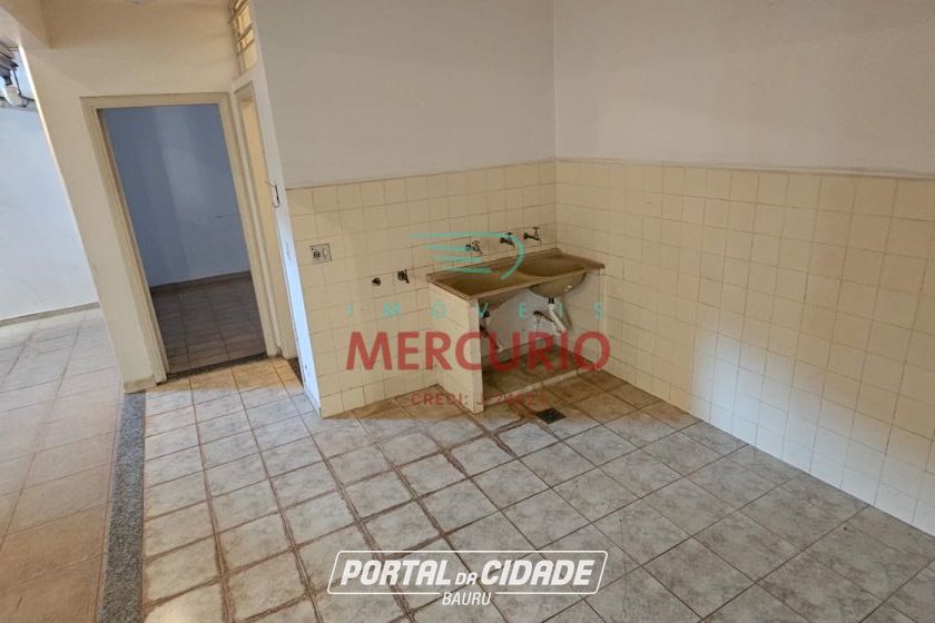 Casa &agrave; venda - 247m&sup2; - Vila Aeroporto Bauru