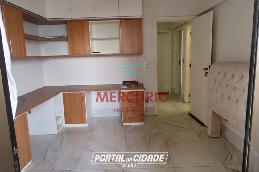 Apartamento &agrave; venda - 220m&sup2; - Centro