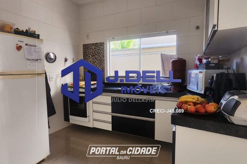 Casa &agrave; venda - 230m&sup2; - Jardim Terra Branca