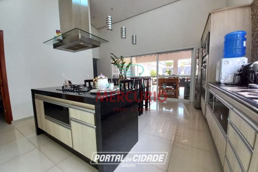 Casa &agrave; venda - 350m&sup2; - Residecial Primavera
