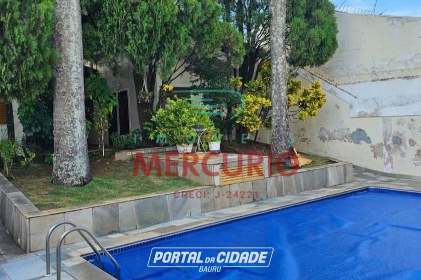 Casa &agrave; venda - 370m&sup2; - Jardim Brasil