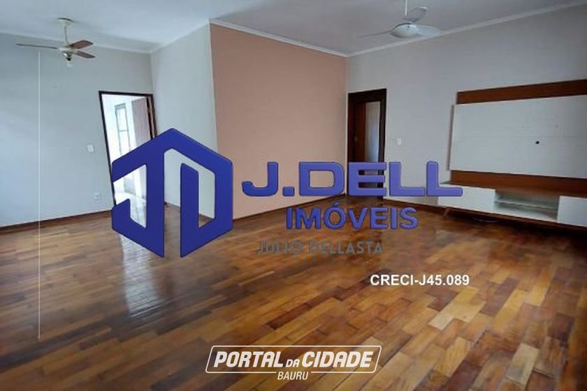 Casa &agrave; venda - 240m&sup2; - Jardim Terra Branca