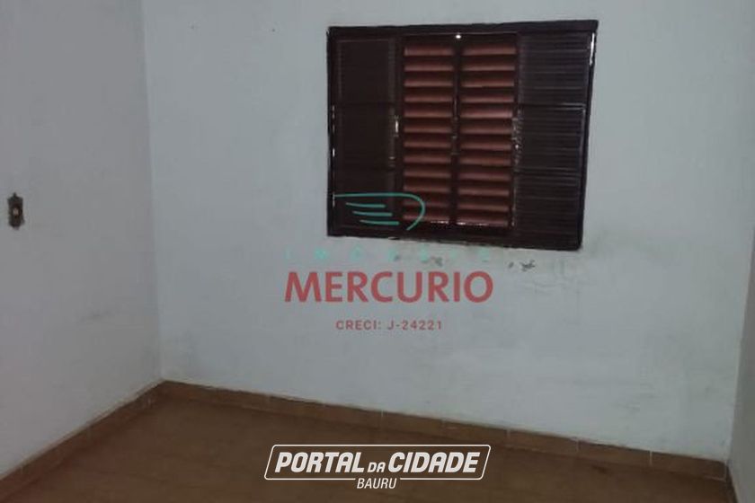 Casa &agrave; venda - 170m&sup2; - Conjunto Habitacional Engenheiro Ot&aacute;vio Rasi