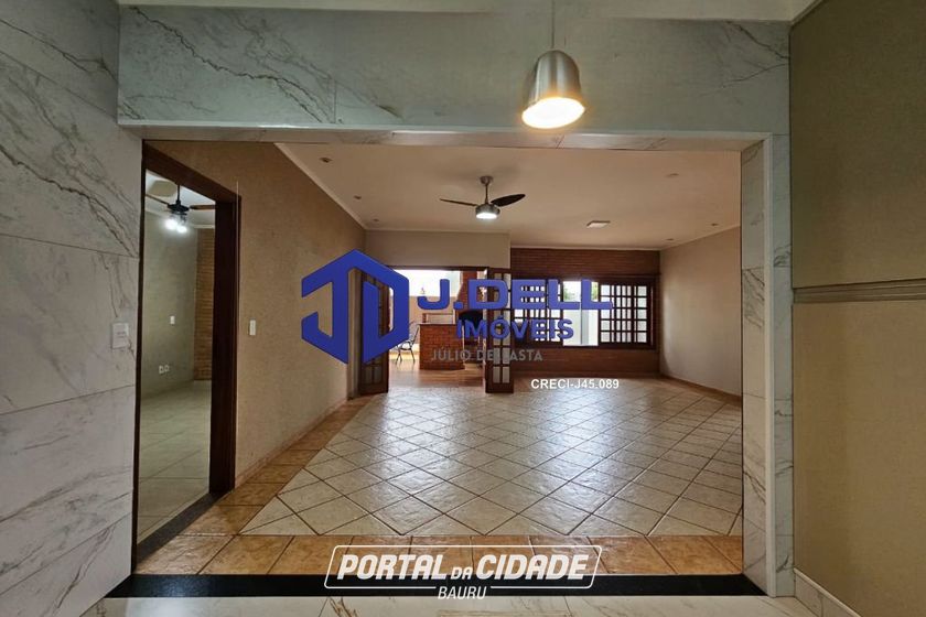 Casa &agrave; venda - 358m&sup2; - Serrao