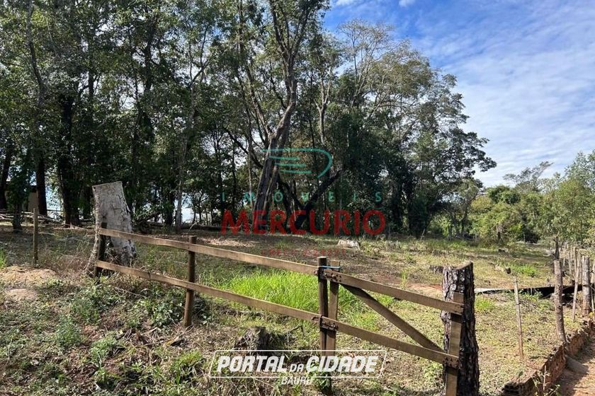 Ch&aacute;cara &agrave; venda - 719m&sup2; - Ch&aacute;caras Bauruenses