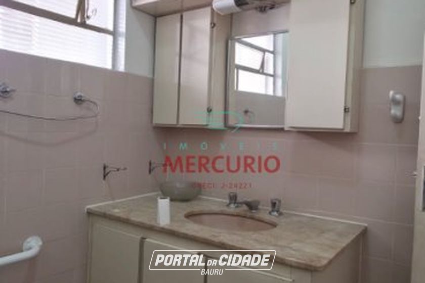 Casa &agrave; venda - 100m&sup2; - Parque Residencial das Cam&eacute;lias