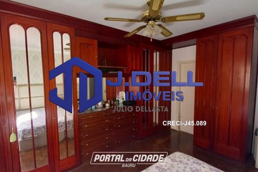 Casa &agrave; venda - 538m&sup2; - Vila Guedes de Azevedo