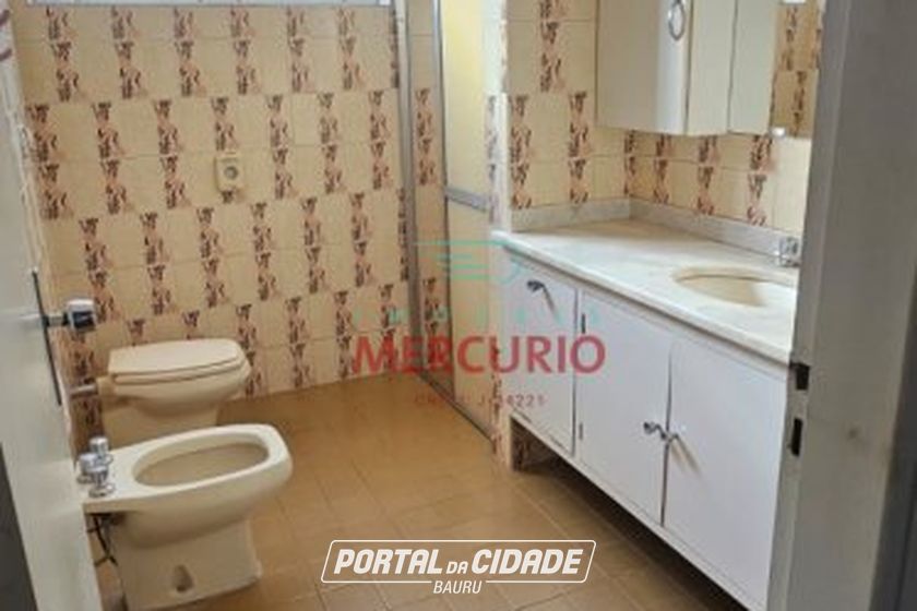 Casa &agrave; venda - 247m&sup2; - Vila Aeroporto Bauru