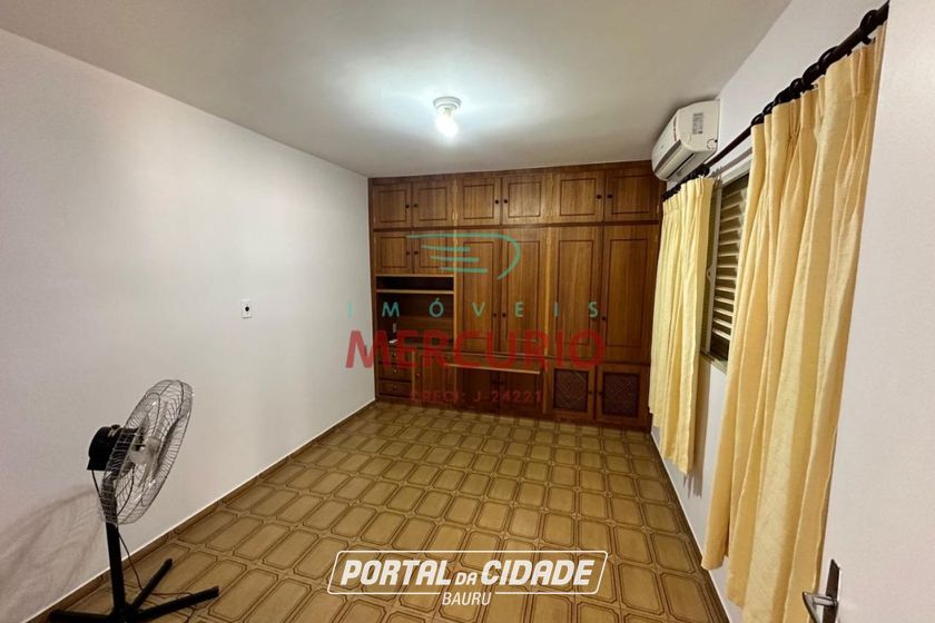 Casa &agrave; venda - 2m&sup2; - Vila Falc&atilde;o