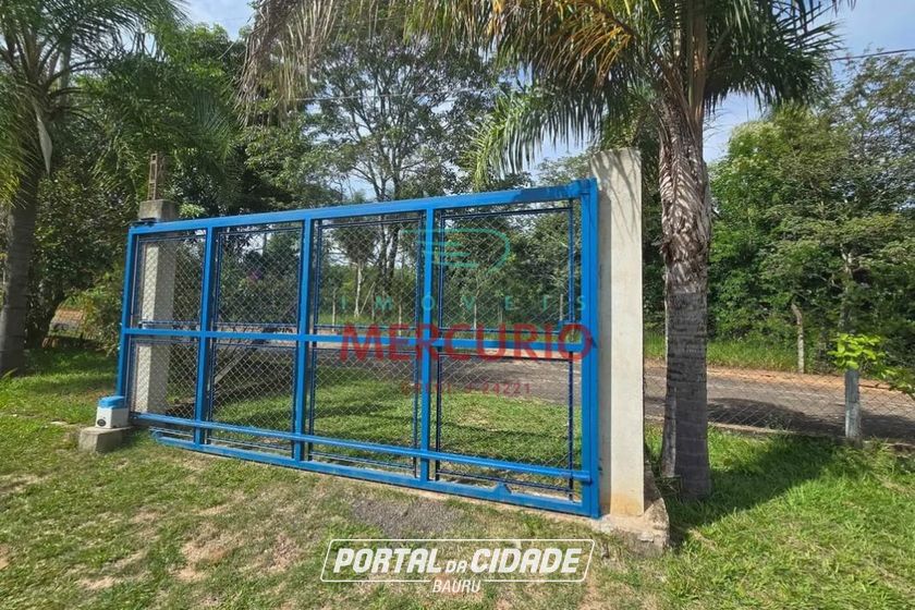 Ch&aacute;cara &agrave; venda - 150m&sup2; - &Aacute;rea Rural de Piratininga