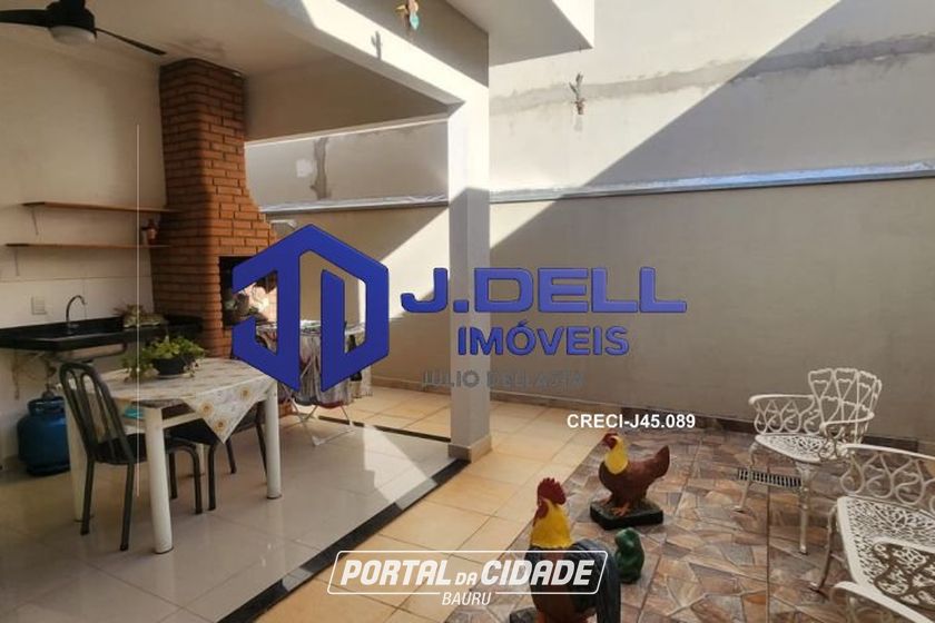 Casa &agrave; venda - 230m&sup2; - Jardim Terra Branca