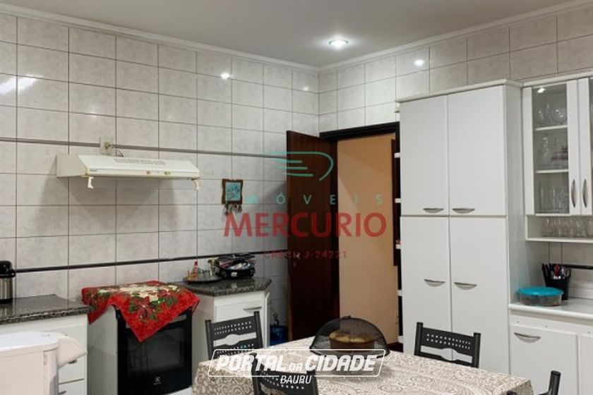 Casa &agrave; venda - 144m&sup2; - Centro
