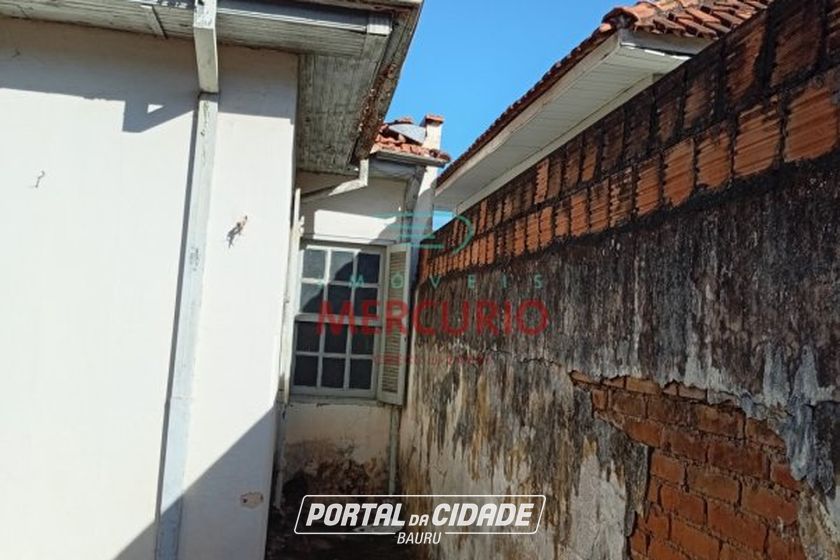 Casa &agrave; venda - 222m&sup2; - Centro