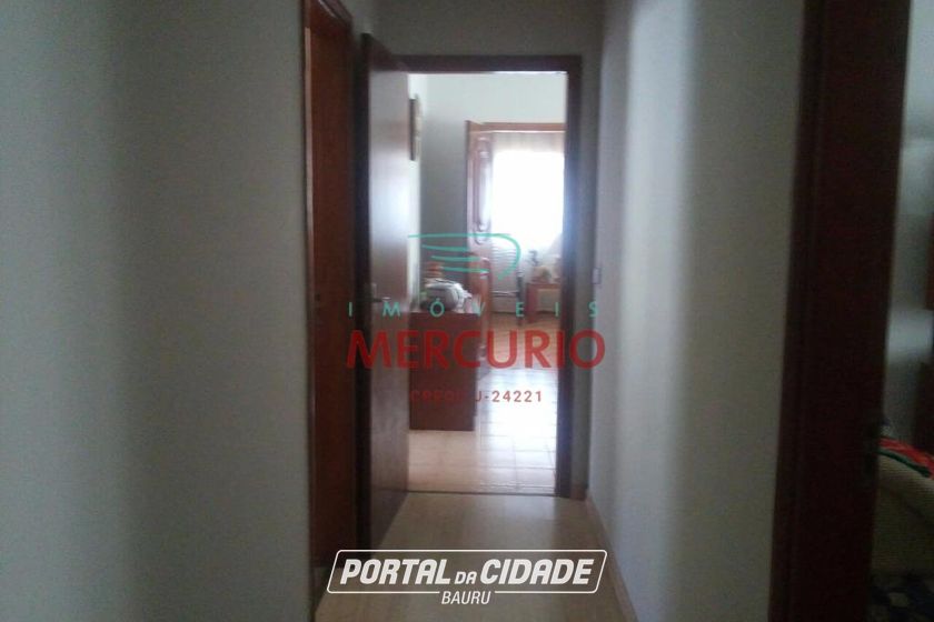 Casa &agrave; venda - 235m&sup2; - Centro