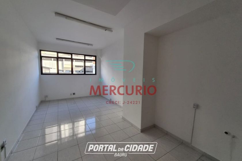 Sala Comercial &agrave; venda - 29m&sup2; - Jardim Infante Dom Henrique