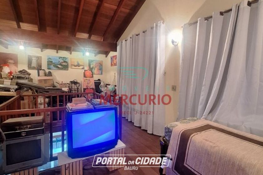 Casa &agrave; venda - 375m&sup2; - Vila Nova Santa Clara
