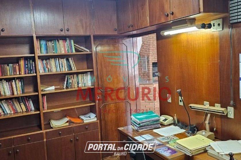 Casa &agrave; venda - 370m&sup2; - Jardim Brasil