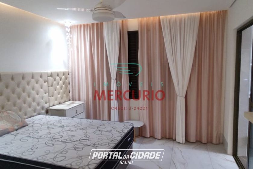 Apartamento &agrave; venda - 220m&sup2; - Centro