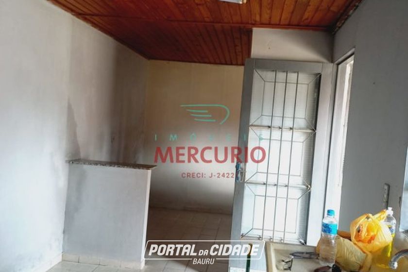 Casa &agrave; venda - 200m&sup2; - N&uacute;cleo Habitacional Vereador Edson Francisco da Silva