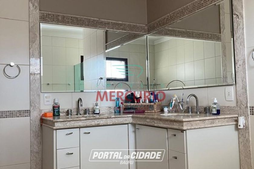 Casa &agrave; venda - 336m&sup2; - Residencial Tivoli