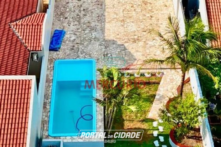 Casa &agrave; venda - 300m&sup2; - Vila Souto