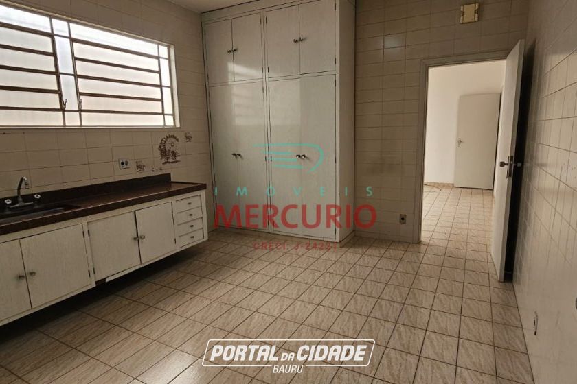 Casa &agrave; venda - 247m&sup2; - Vila Aeroporto Bauru