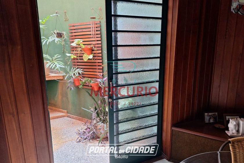 Casa &agrave; venda - 110m&sup2; - Vila Nova Cidade Universit&aacute;ria