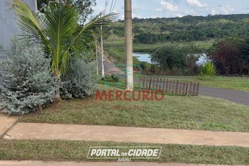 Ch&aacute;cara &agrave; venda - 150m&sup2; - Vale do Igap&oacute;