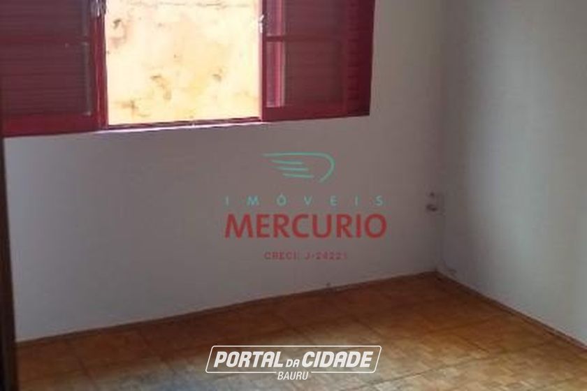 Casa &agrave; venda - 242m&sup2; - Vila Cardia