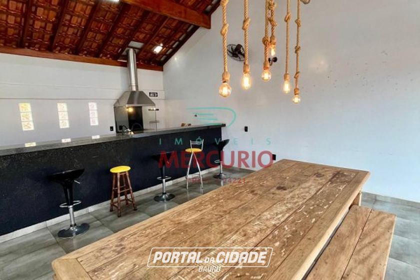 Ch&aacute;cara &agrave; venda - 250m&sup2; - Vale do Igap&oacute;