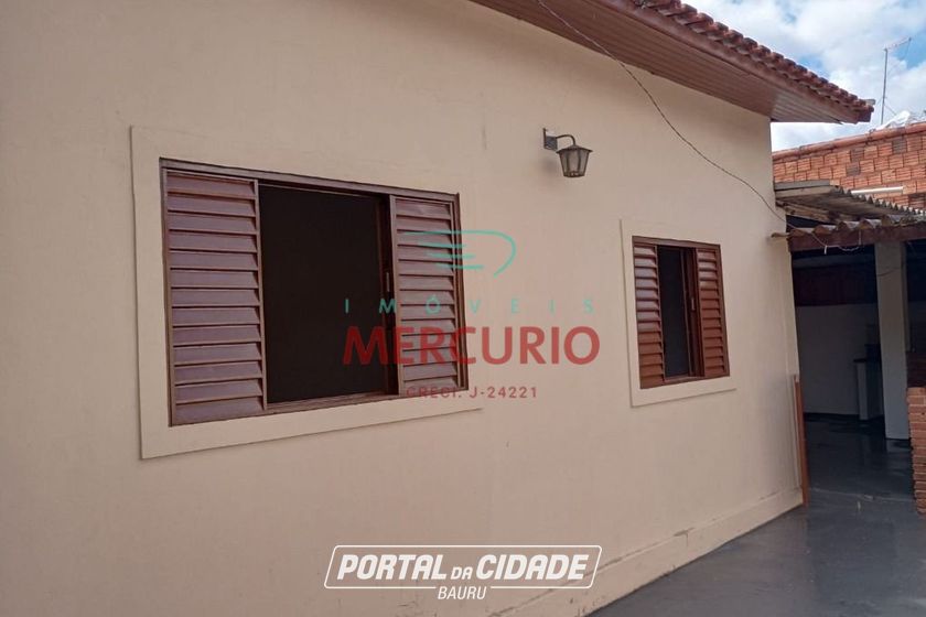 Casa &agrave; venda - 170m&sup2; - Conjunto Habitacional Engenheiro Ot&aacute;vio Rasi