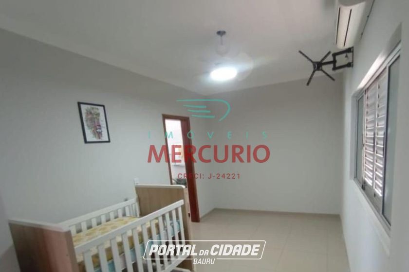 Casa &agrave; venda - 295m&sup2; - Jardim Silvestri II