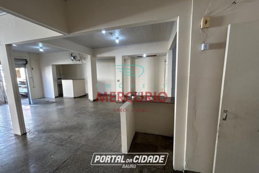 Sal&atilde;o Comercial para alugar - 135m&sup2; - Vila Mesquita