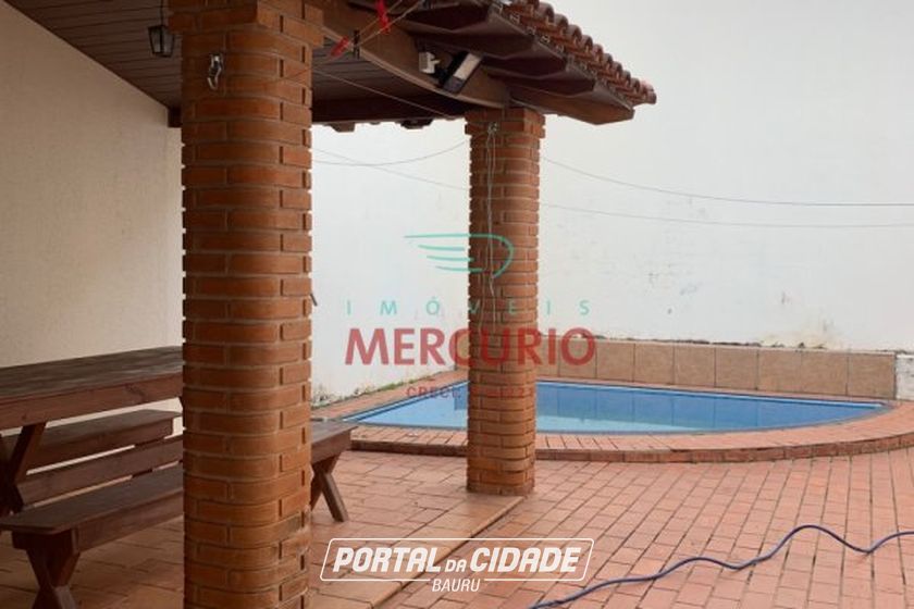 Casa &agrave; venda - 144m&sup2; - Centro