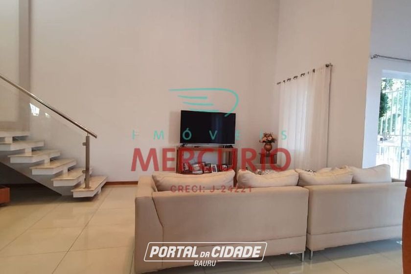 Casa &agrave; venda - 311m&sup2; - Centro