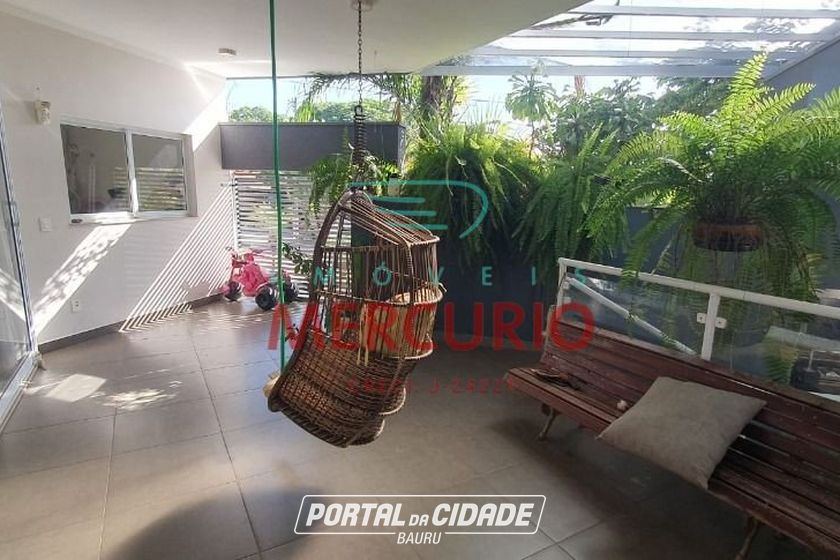 Casa &agrave; venda - 294m&sup2; - Centro
