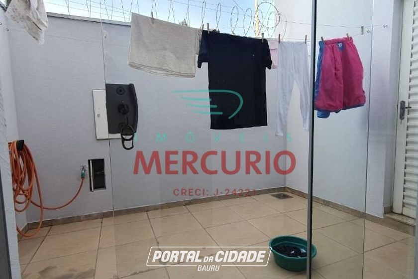 Casa &agrave; venda - 311m&sup2; - Centro