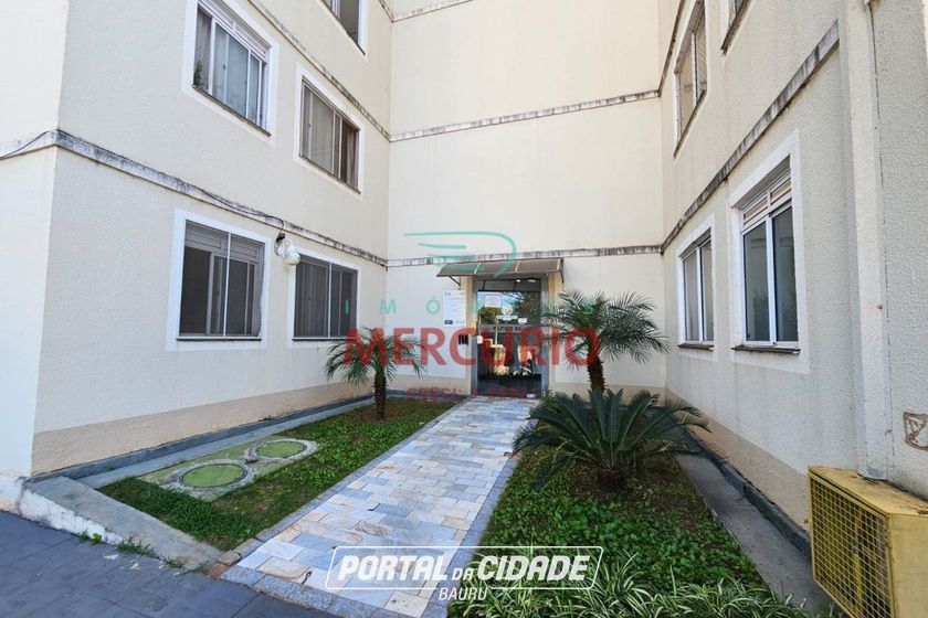 Apartamento &agrave; venda - 55m&sup2; - Vila Serr&atilde;o