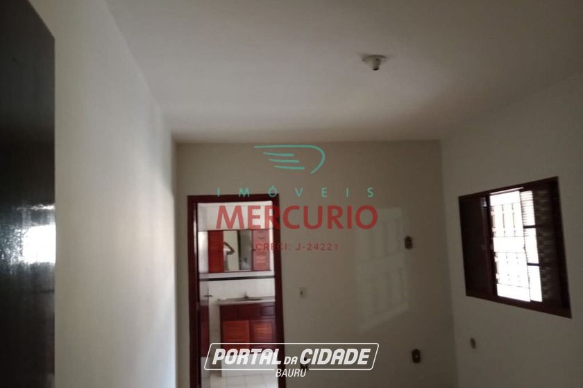 Casa &agrave; venda - 170m&sup2; - Conjunto Habitacional Engenheiro Ot&aacute;vio Rasi