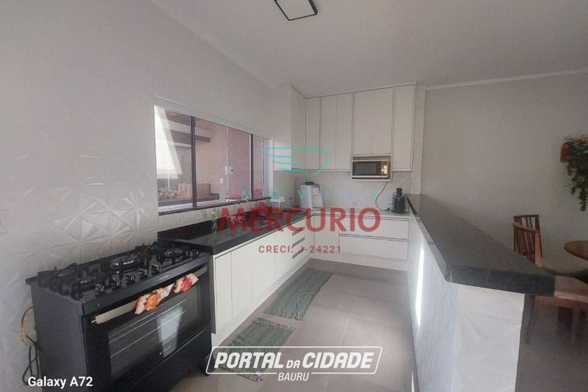 Casa &agrave; venda - 190m&sup2; - Jardim Continental